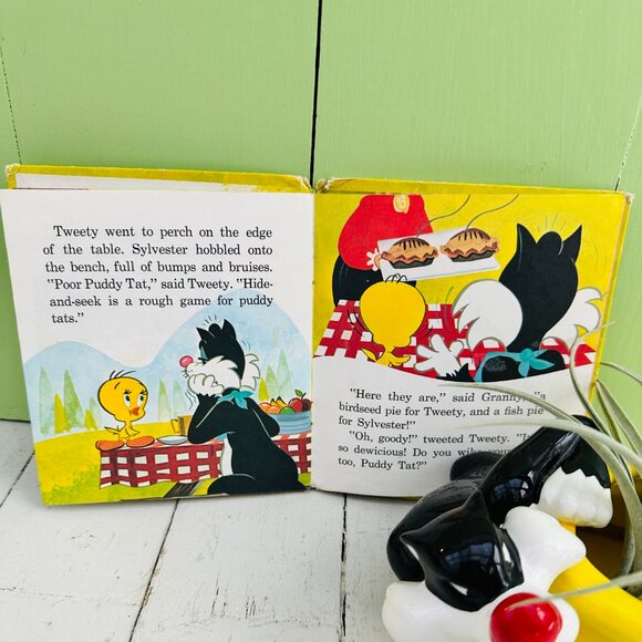 Vintage 70s' Tweety and Sylvester Book Vintage Warner Bros Tweety Bird Sylvester - Picture 5 of 8